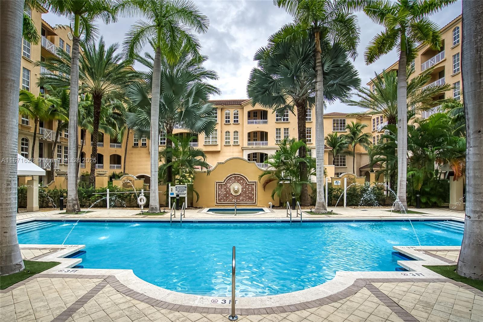 Photo of 3001 185th St  #135, Aventura, Florida, 33180 - 