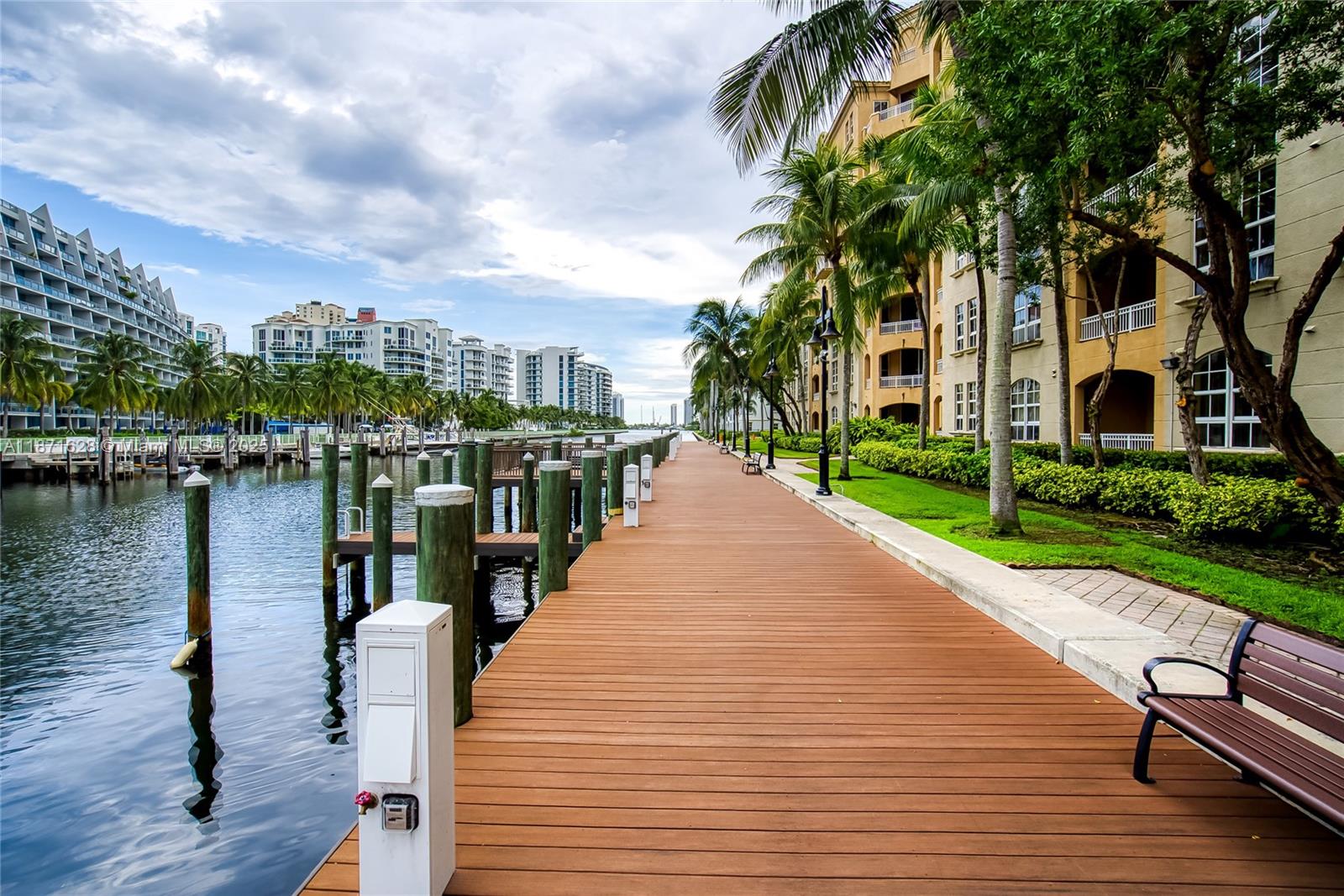 Photo of 3001 185th St  #135, Aventura, Florida, 33180 - 