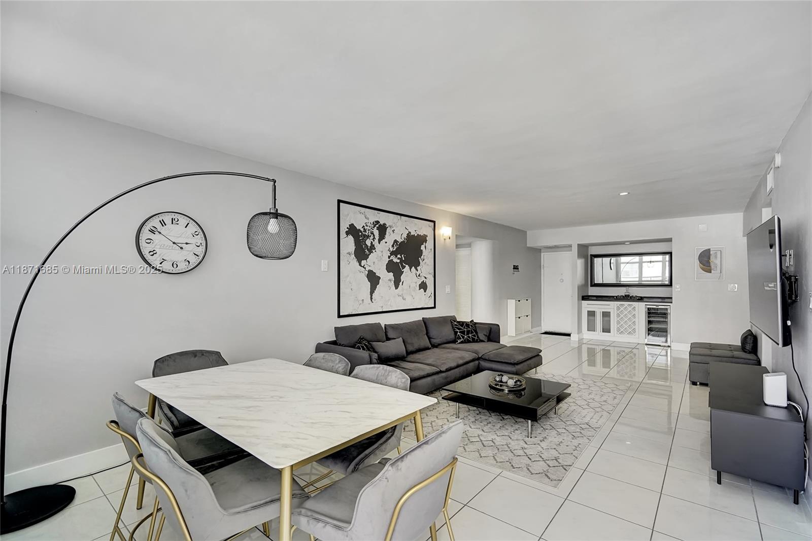 Photo of 3725 Ocean Dr #1519, Hollywood, Florida, 33019 -