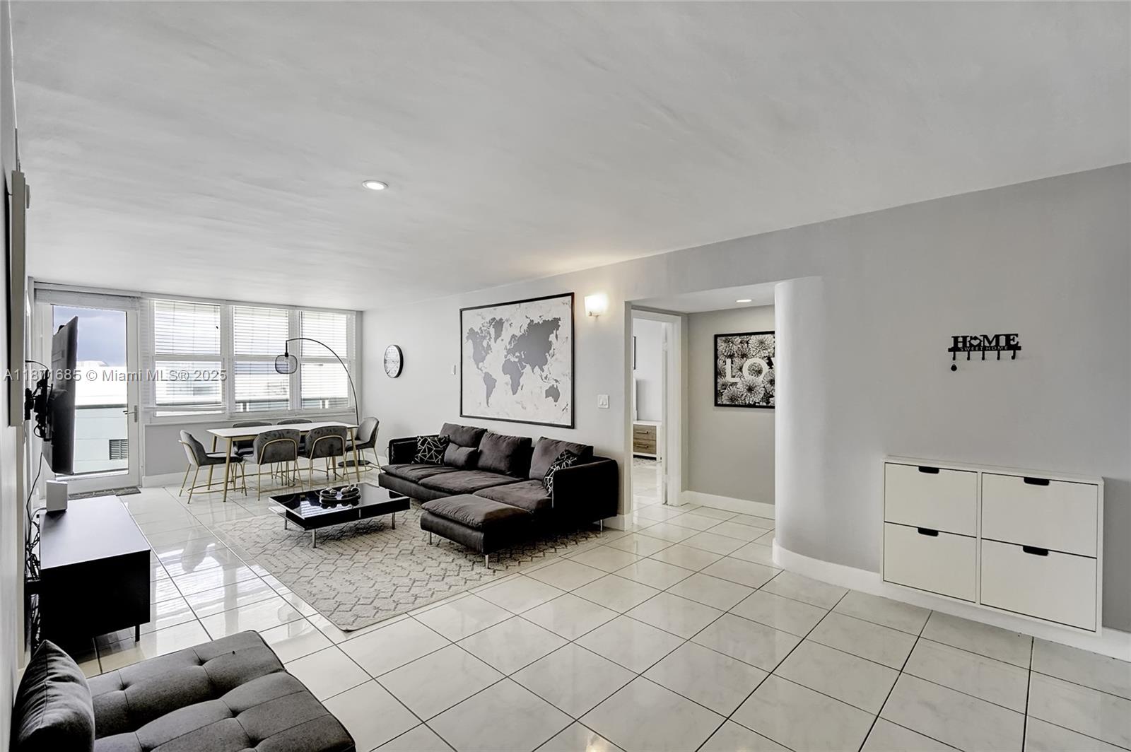 Photo of 3725 Ocean Dr #1519, Hollywood, Florida, 33019 -