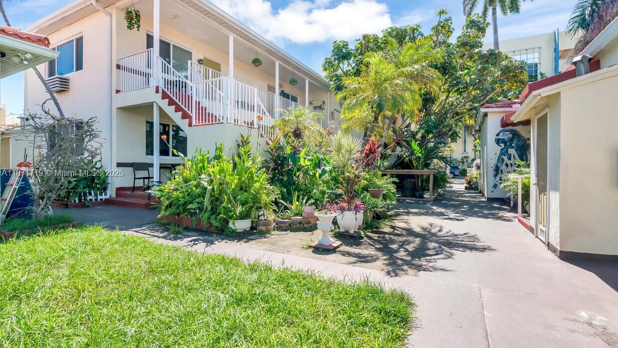 See details / sq. ft. $ 2025-09-03 0 Photo