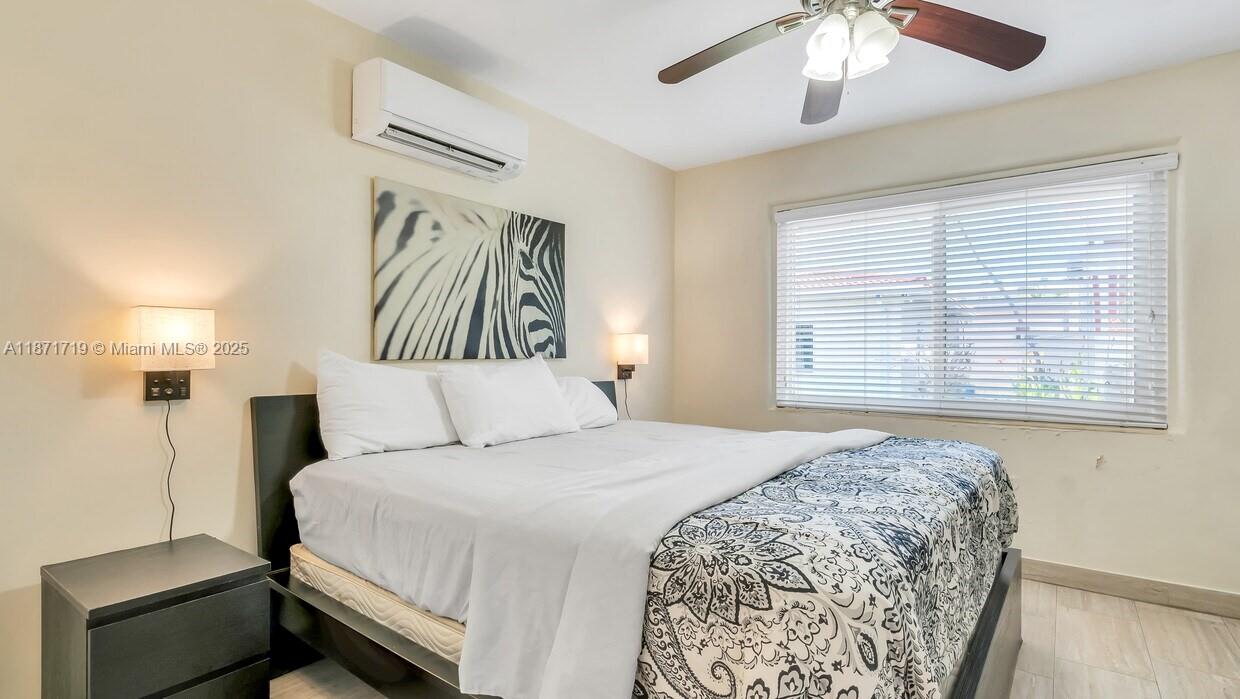 See details / sq. ft. $ 2025-09-03 0 Photo