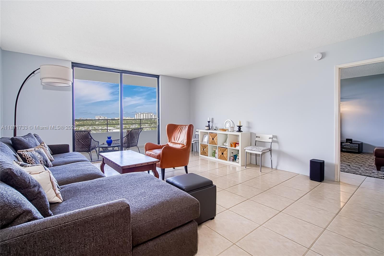 Photo of 2500 Parkview Dr  #911, Hallandale Beach, Florida, 33009 - 