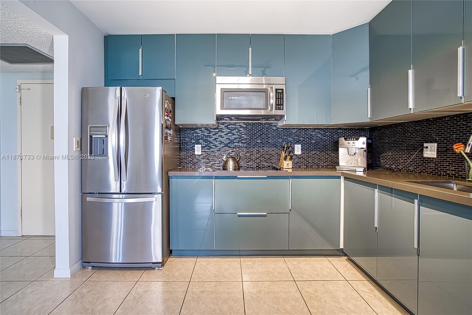 Photo of 2500 Parkview Dr  #911, Hallandale Beach, Florida, 33009 - 