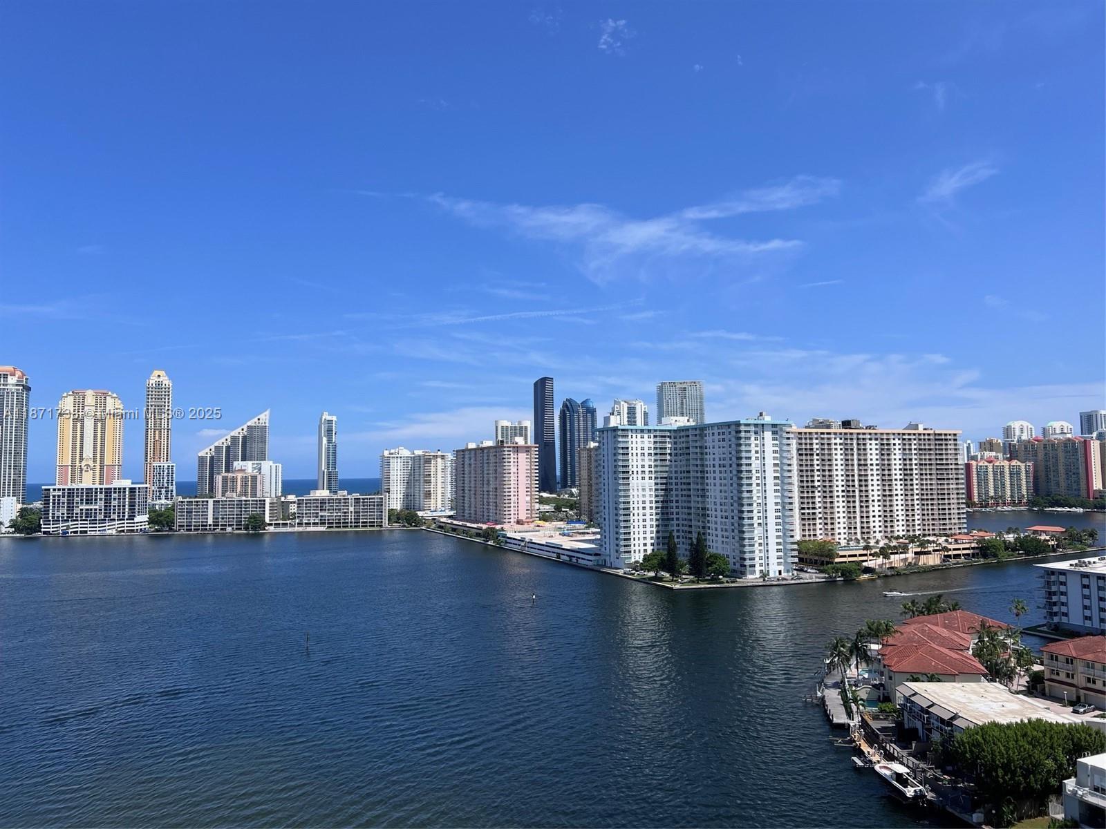 1503 2 / 3 2800 sq. ft. $ 2025-09-03 0 foto