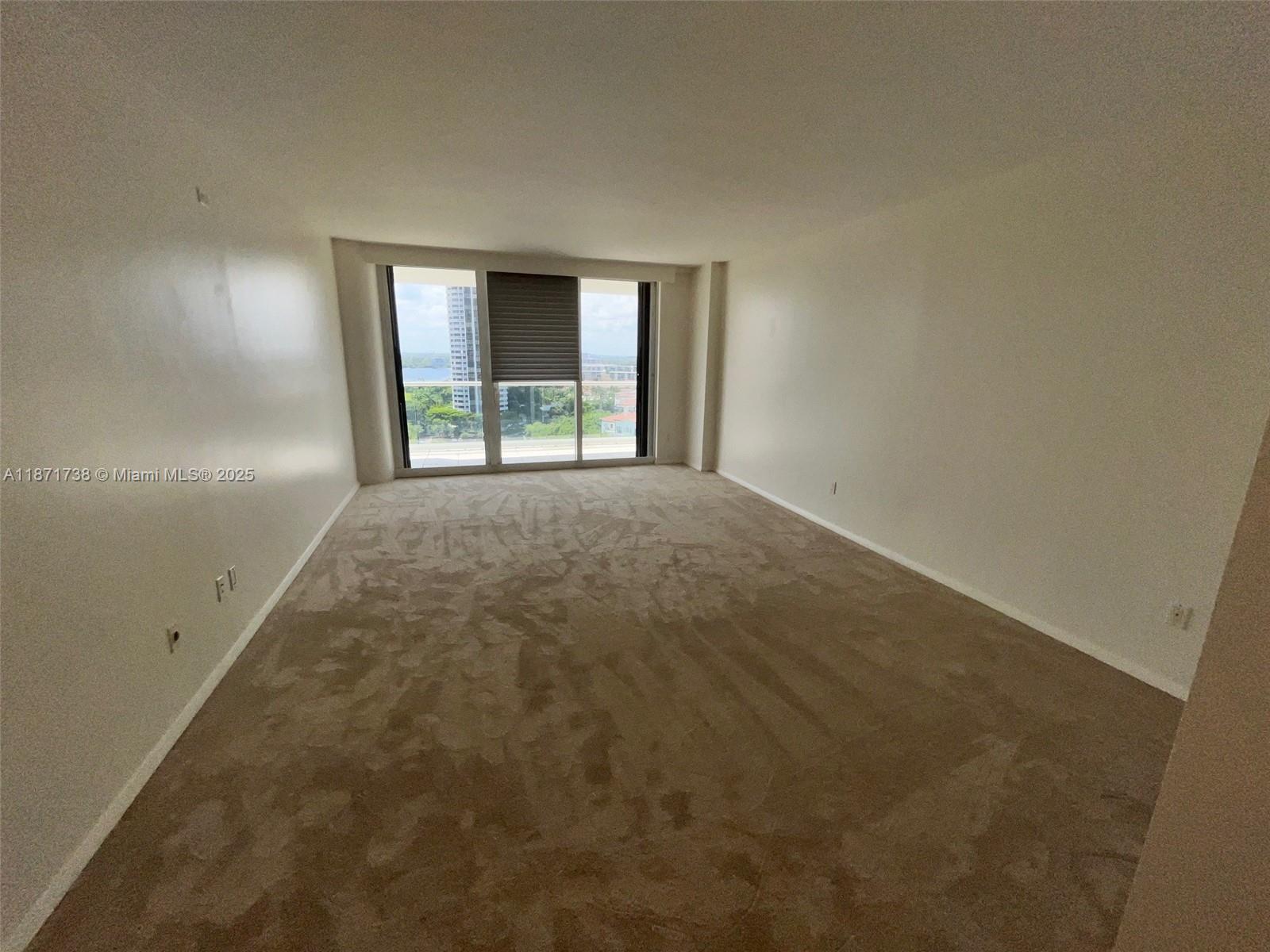 1503 2 / 3 2800 sq. ft. $ 2025-09-03 0 foto