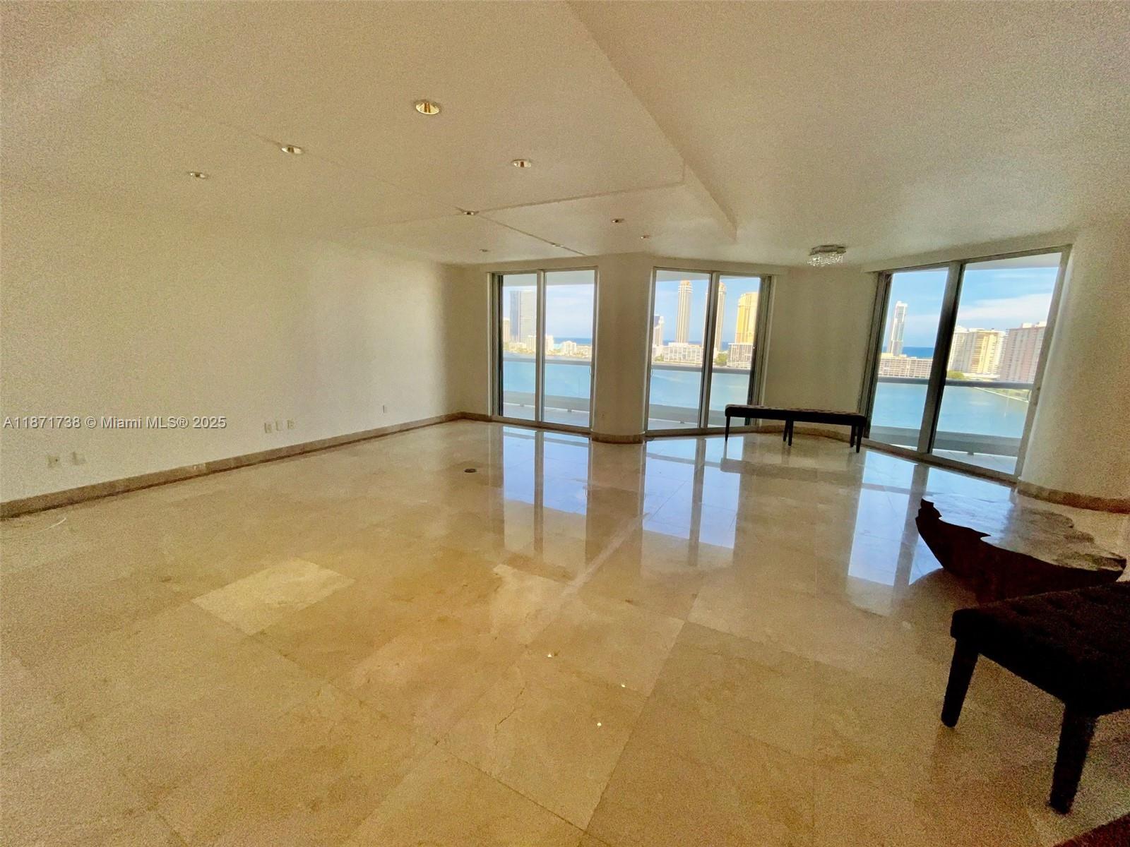 1503 2 / 3 2800 sq. ft. $ 2025-09-03 0 foto