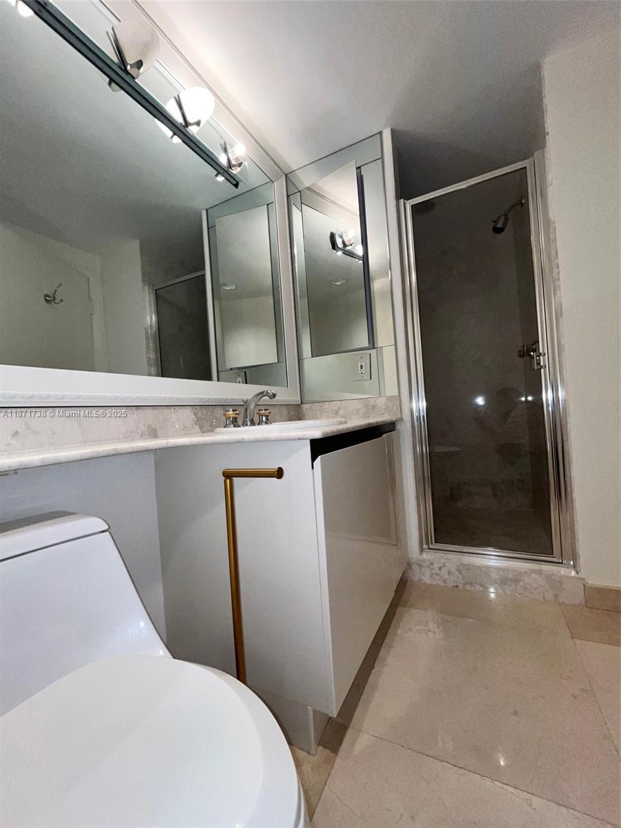 1503 2 / 3 2800 sq. ft. $ 2025-09-03 0 foto