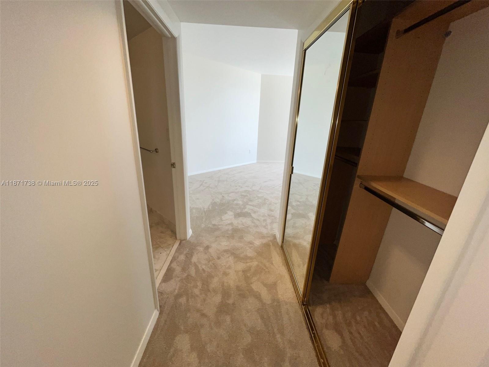 1503 2 / 3 2800 sq. ft. $ 2025-09-03 0 foto