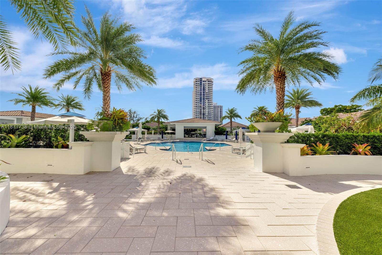 1503 2 / 3 2800 sq. ft. $ 2025-09-03 0 foto