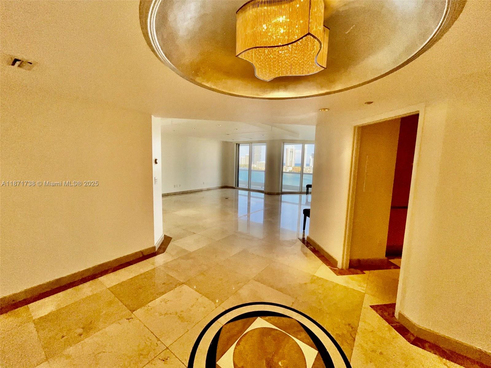 1503 2 / 3 2800 sq. ft. $ 2025-09-03 0 foto