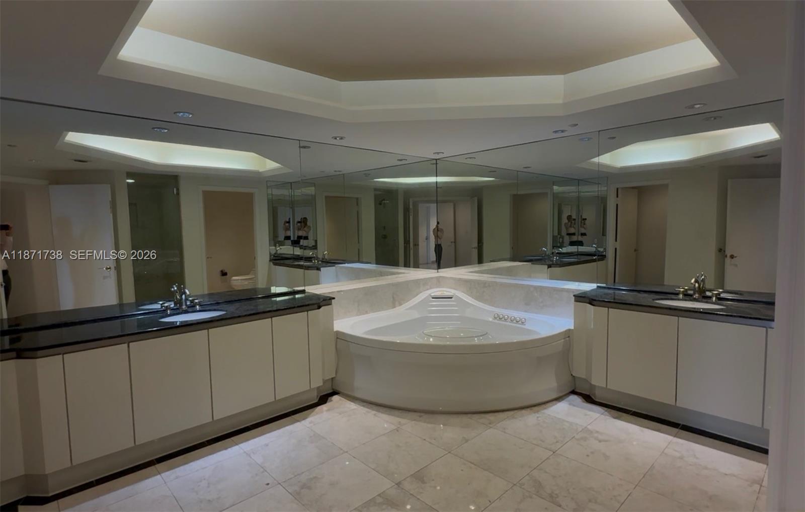 See details 1503 3 / 3 2800 sq. ft. $ 2025-10-03 0 Photo