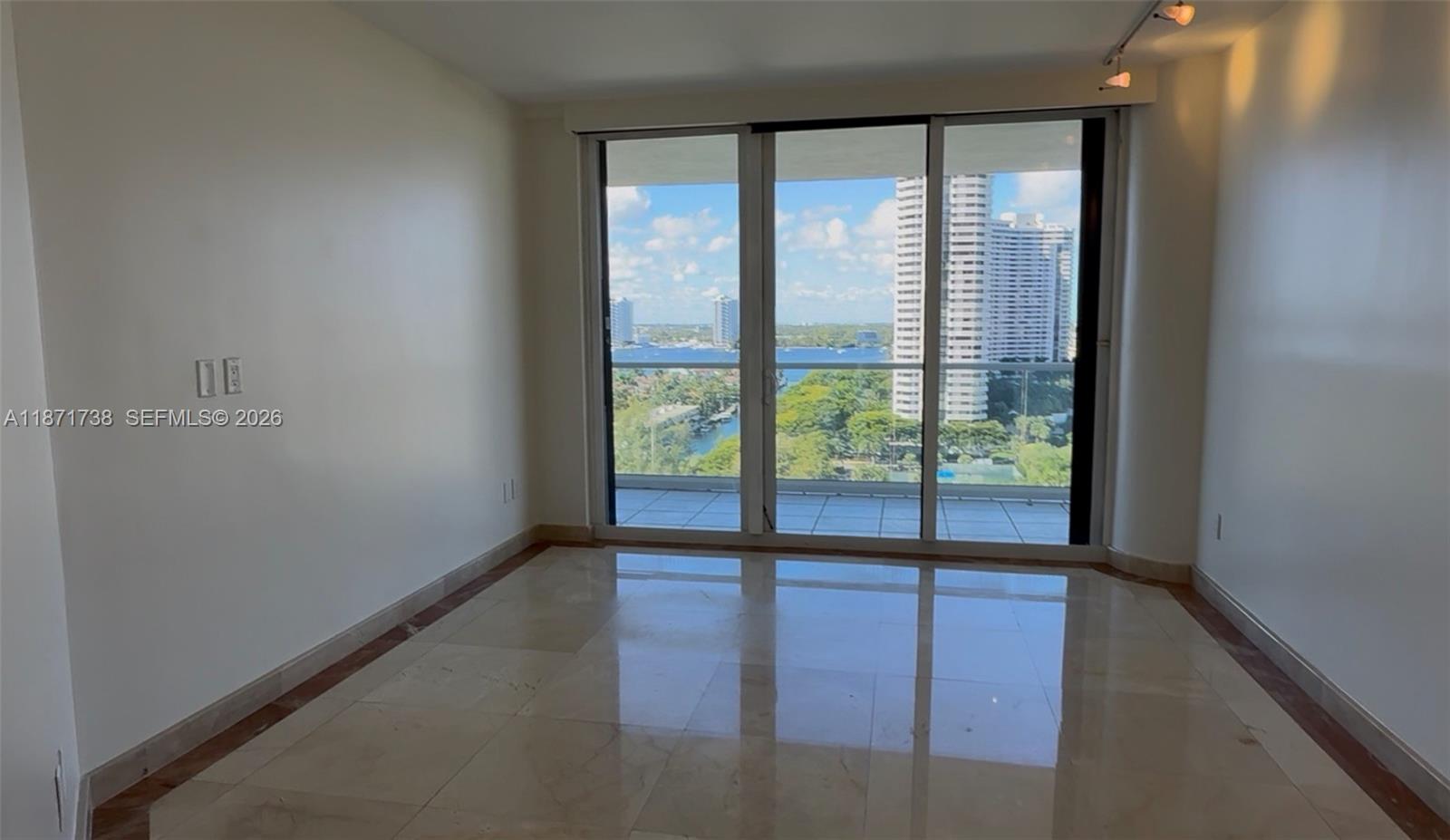 See details 1503 3 / 3 2800 sq. ft. $ 2025-10-03 0 Photo