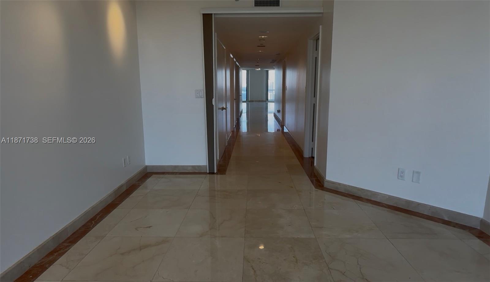 See details 1503 3 / 3 2800 sq. ft. $ 2025-10-03 0 Photo