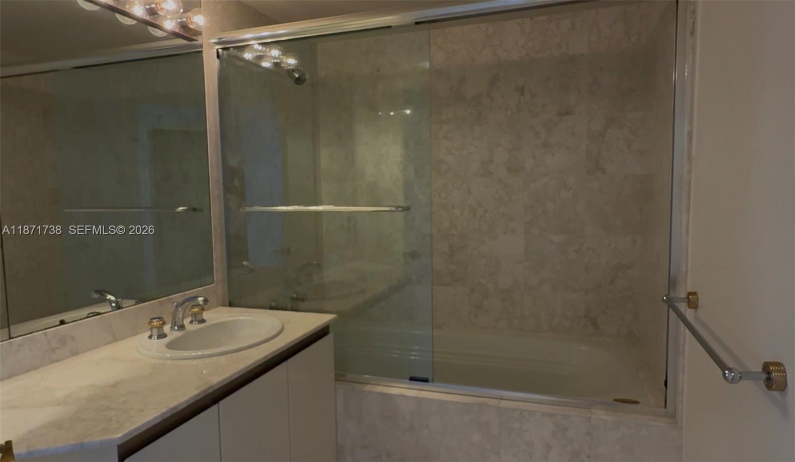 See details 1503 3 / 3 2800 sq. ft. $ 2025-10-03 0 Photo