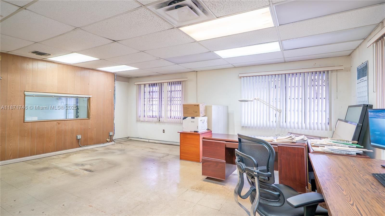 See details / sq. ft. $ 2025-09-03 0 Photo