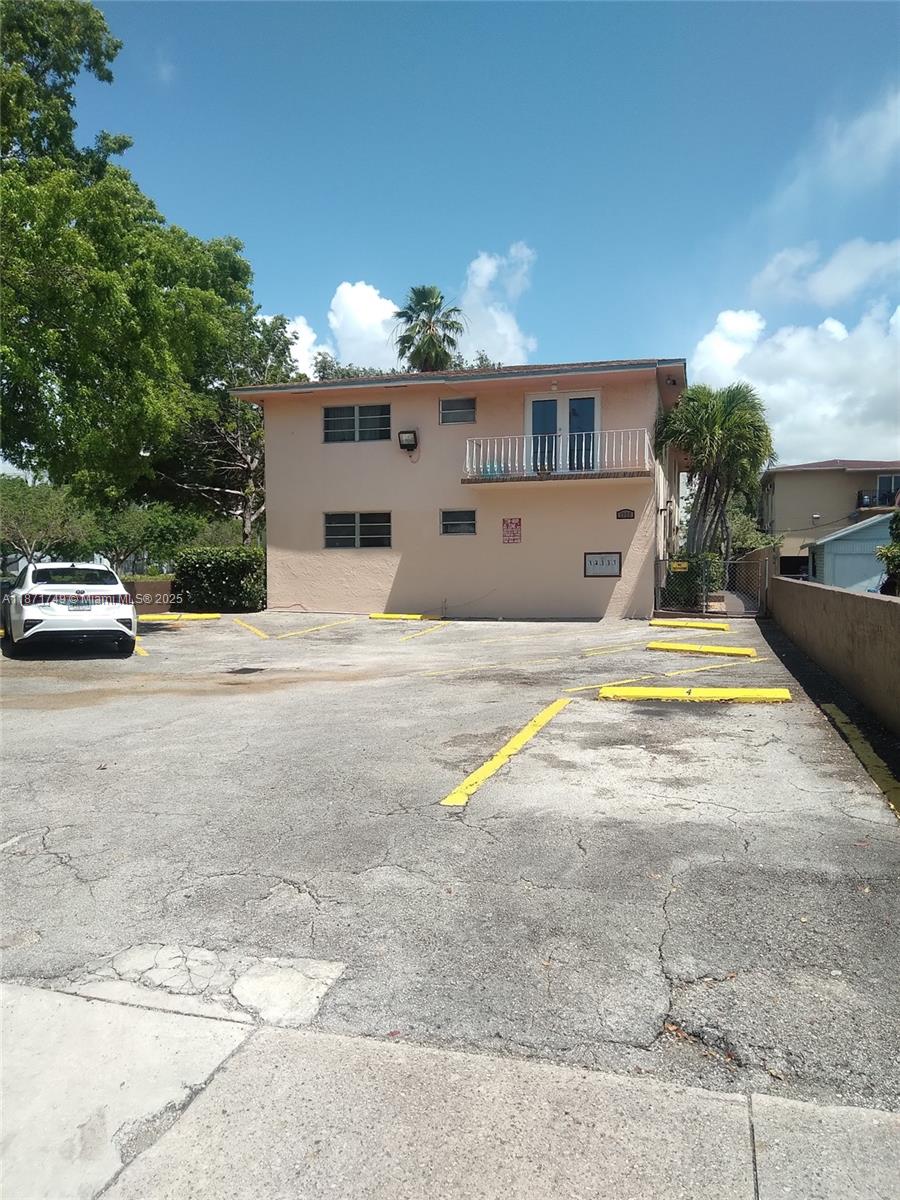 Ver detalles / sq. ft. $ 2025-09-03 0 foto