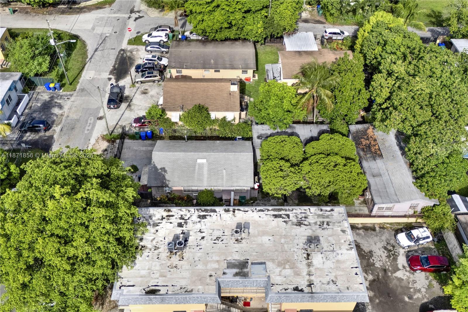 See details / 2300 sq. ft. $ 2025-09-03 0 Photo