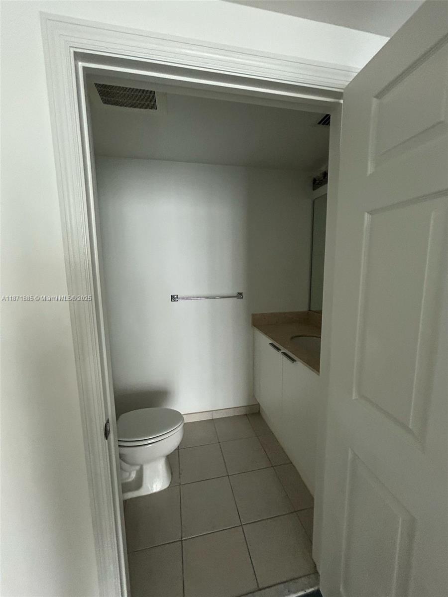 Photo of 140 Dixie Hwy  #816, Hollywood, Florida, 33020 - 