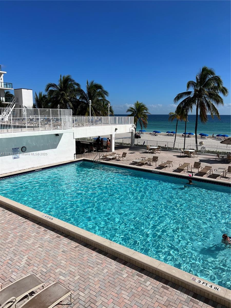 Photo of 2301 Ocean Dr  #506, Hollywood, Florida, 33019 - 