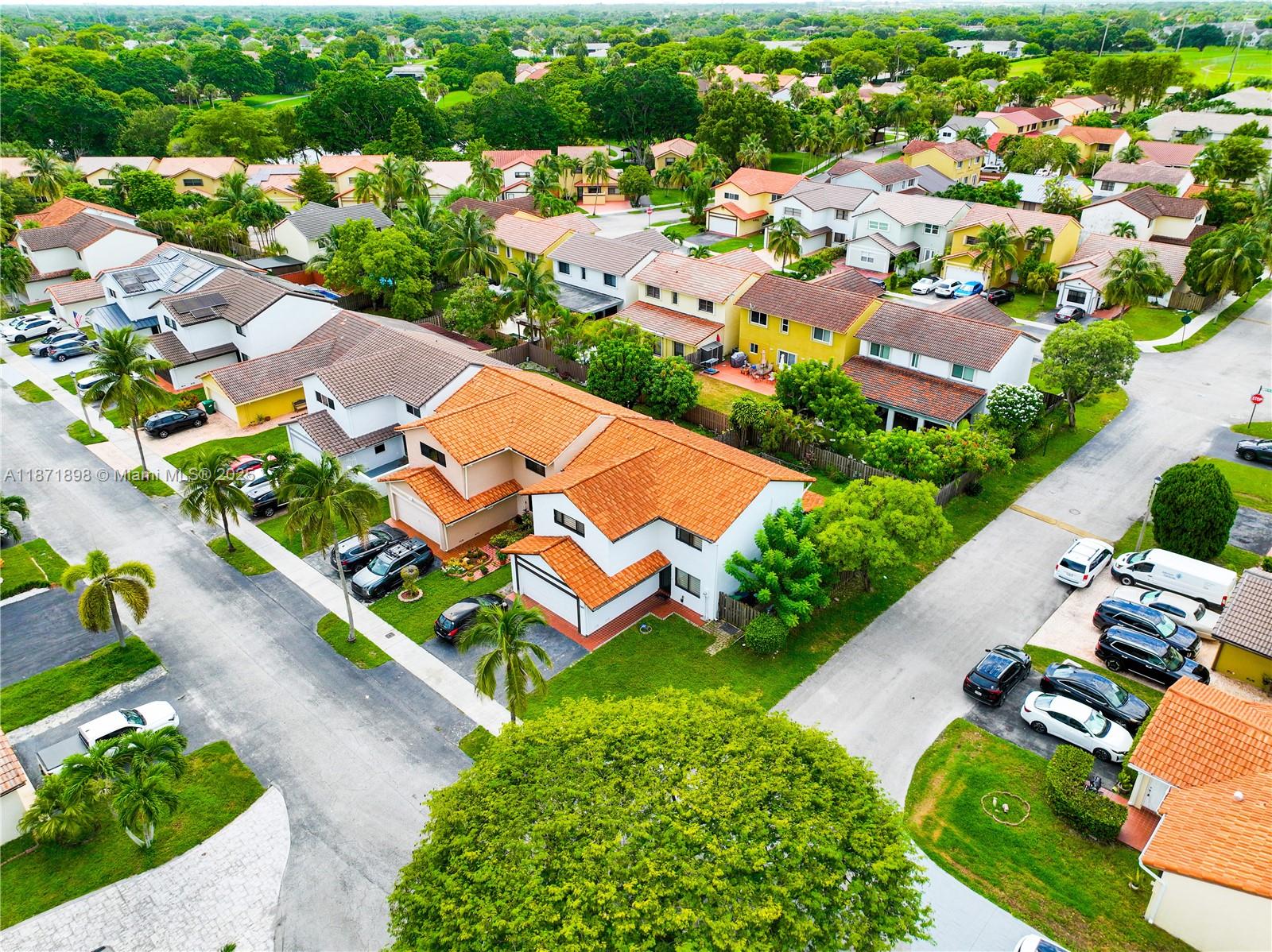 15166 4 / 3 2420 sq. ft. $ 2025-09-03 0 foto
