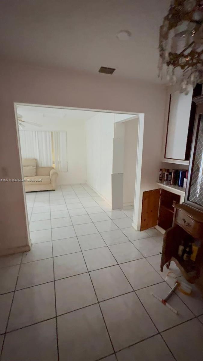 See details / 2696 sq. ft. $ 2025-09-03 0 Photo