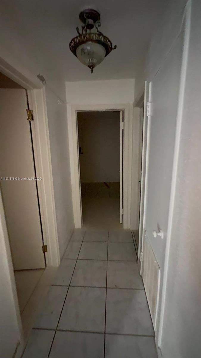 See details / 2696 sq. ft. $ 2025-09-03 0 Photo