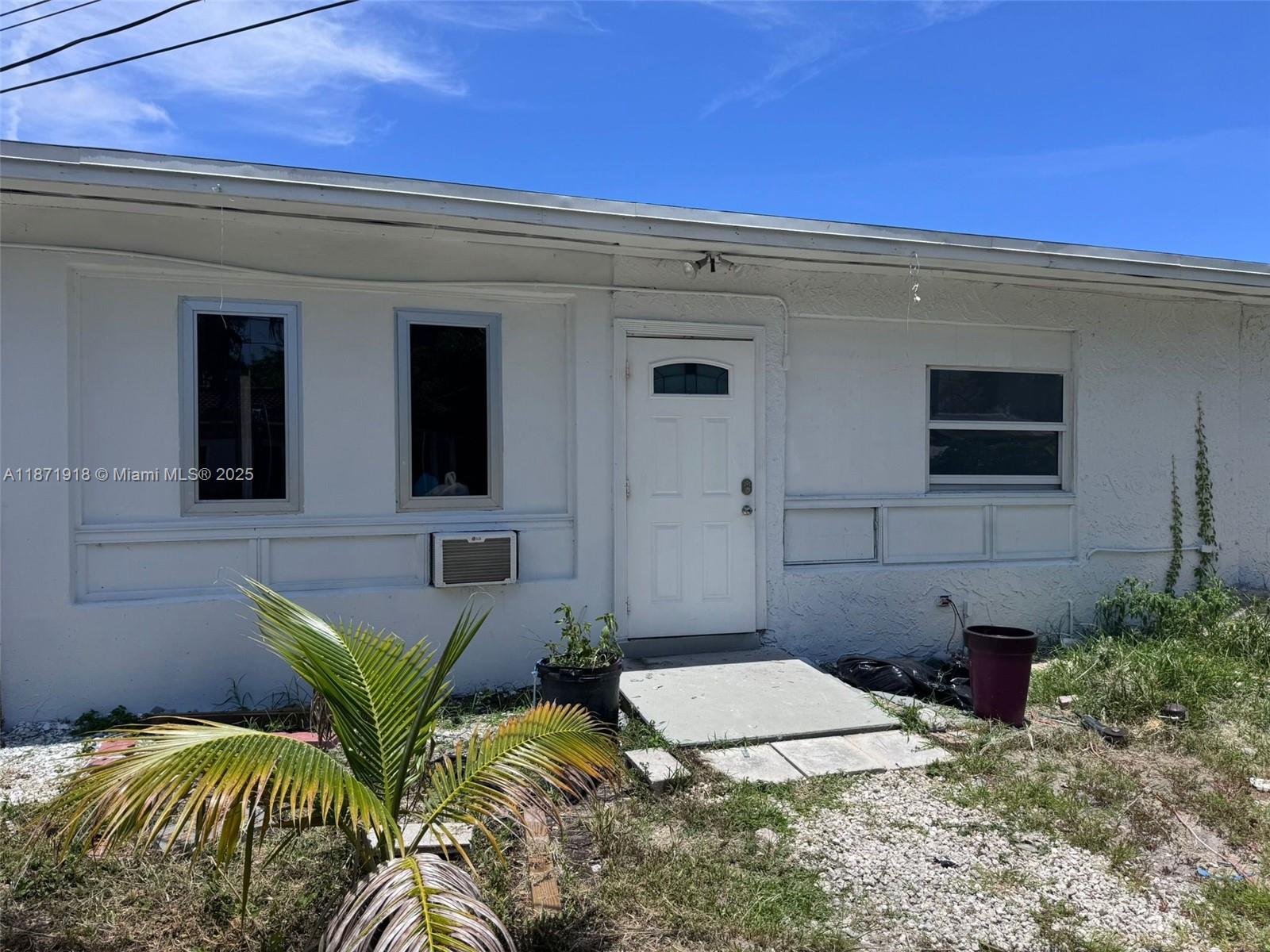 See details / 2696 sq. ft. $ 2025-09-03 0 Photo