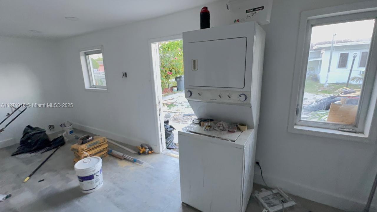 See details / 2696 sq. ft. $ 2025-09-03 0 Photo