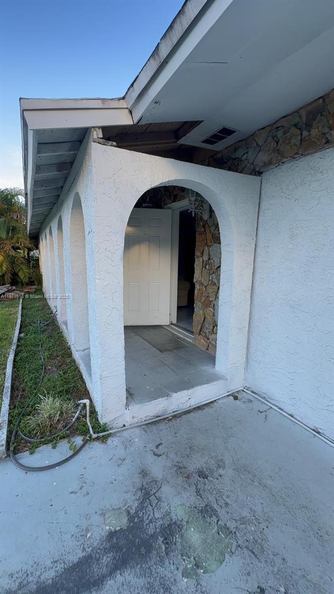 See details / 2696 sq. ft. $ 2025-09-03 0 Photo