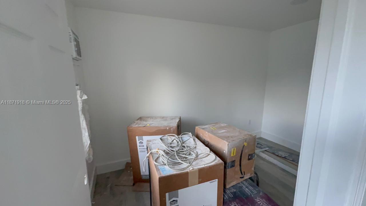 See details / 2696 sq. ft. $ 2025-09-03 0 Photo
