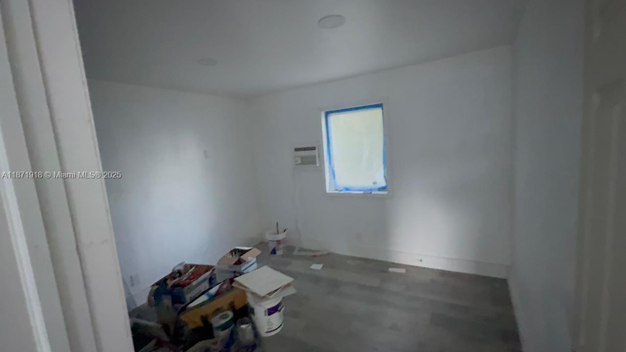 See details / 2696 sq. ft. $ 2025-09-03 0 Photo