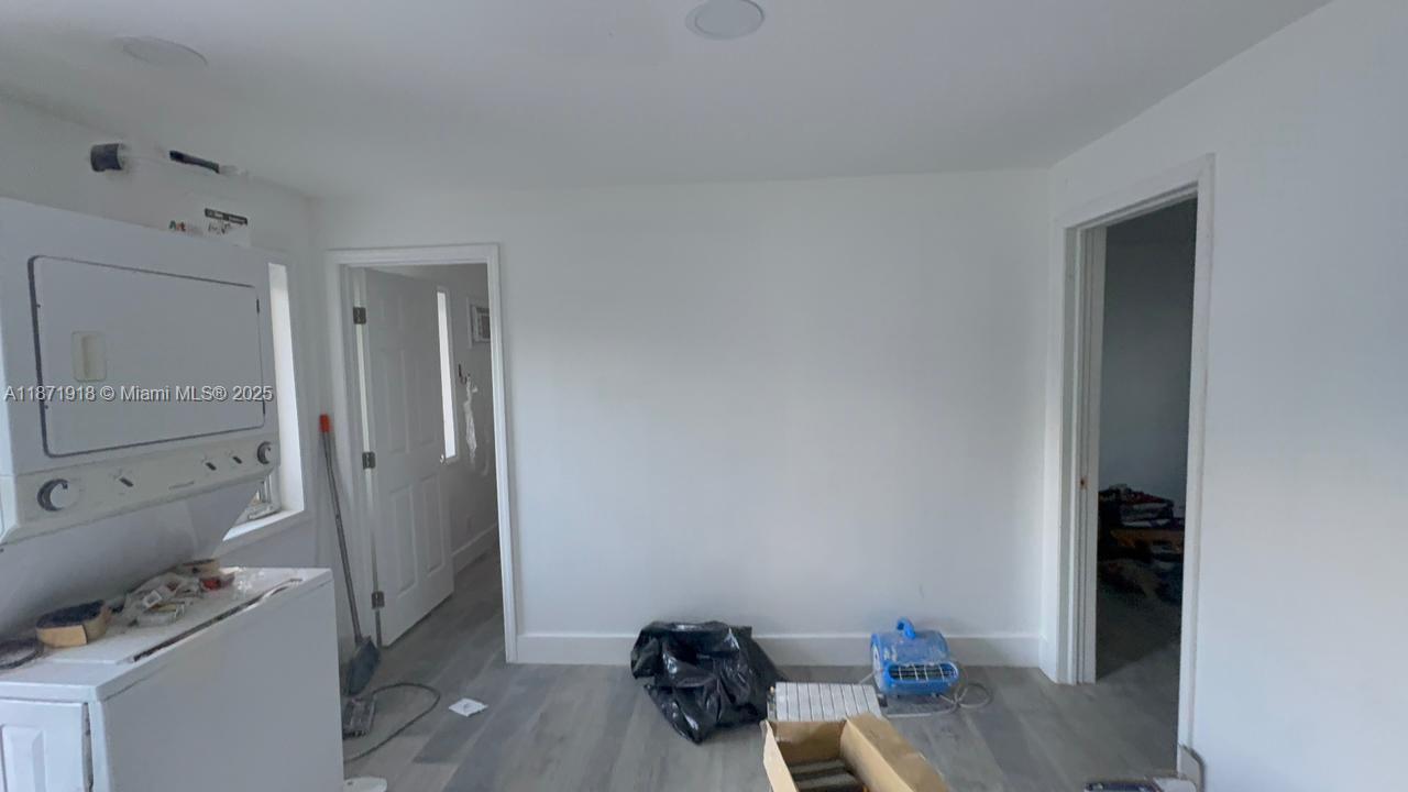 See details / 2696 sq. ft. $ 2025-09-03 0 Photo