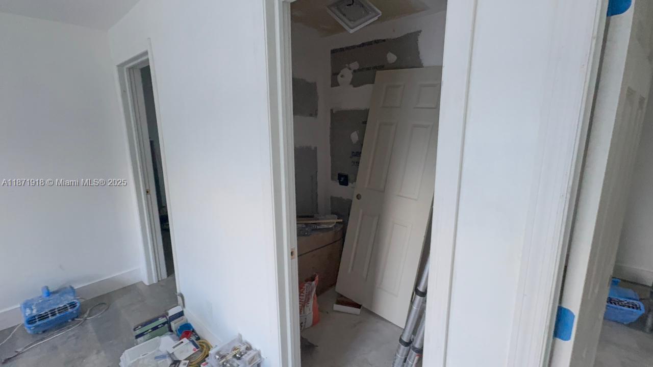 See details / 2696 sq. ft. $ 2025-09-03 0 Photo