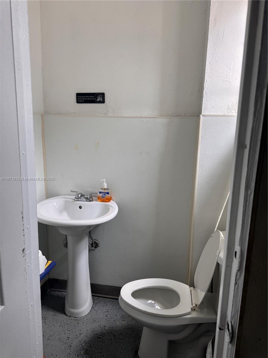   /   sq. ft. $ 2025-09-03 0 Photo