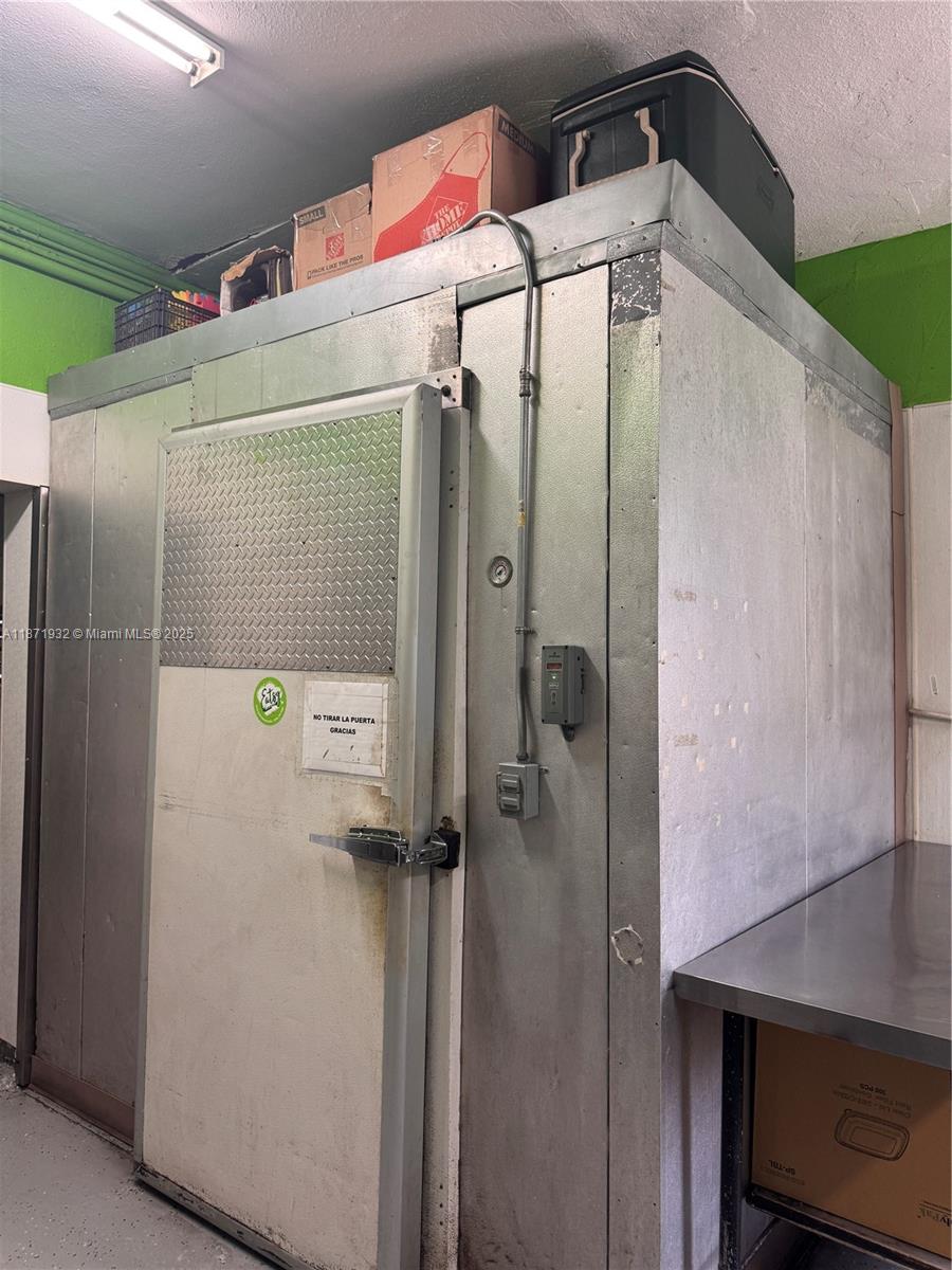  /   sq. ft. $ 2025-09-03 0 Photo