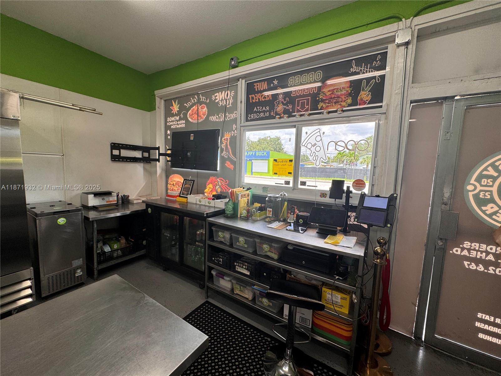   /   sq. ft. $ 2025-09-03 0 Photo