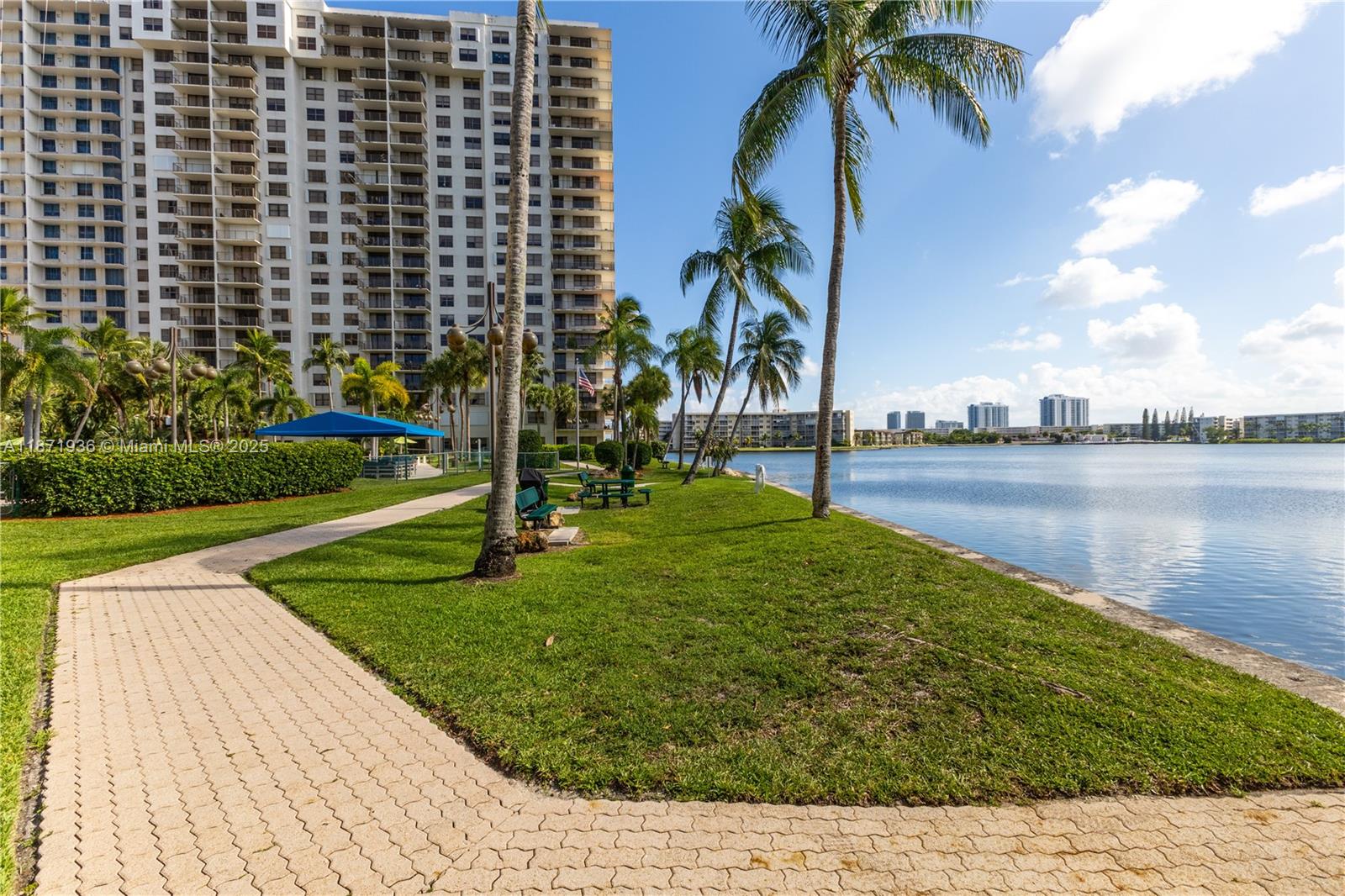 Photo of 18181 31st Ct  #304, Aventura, Florida, 33160 - 