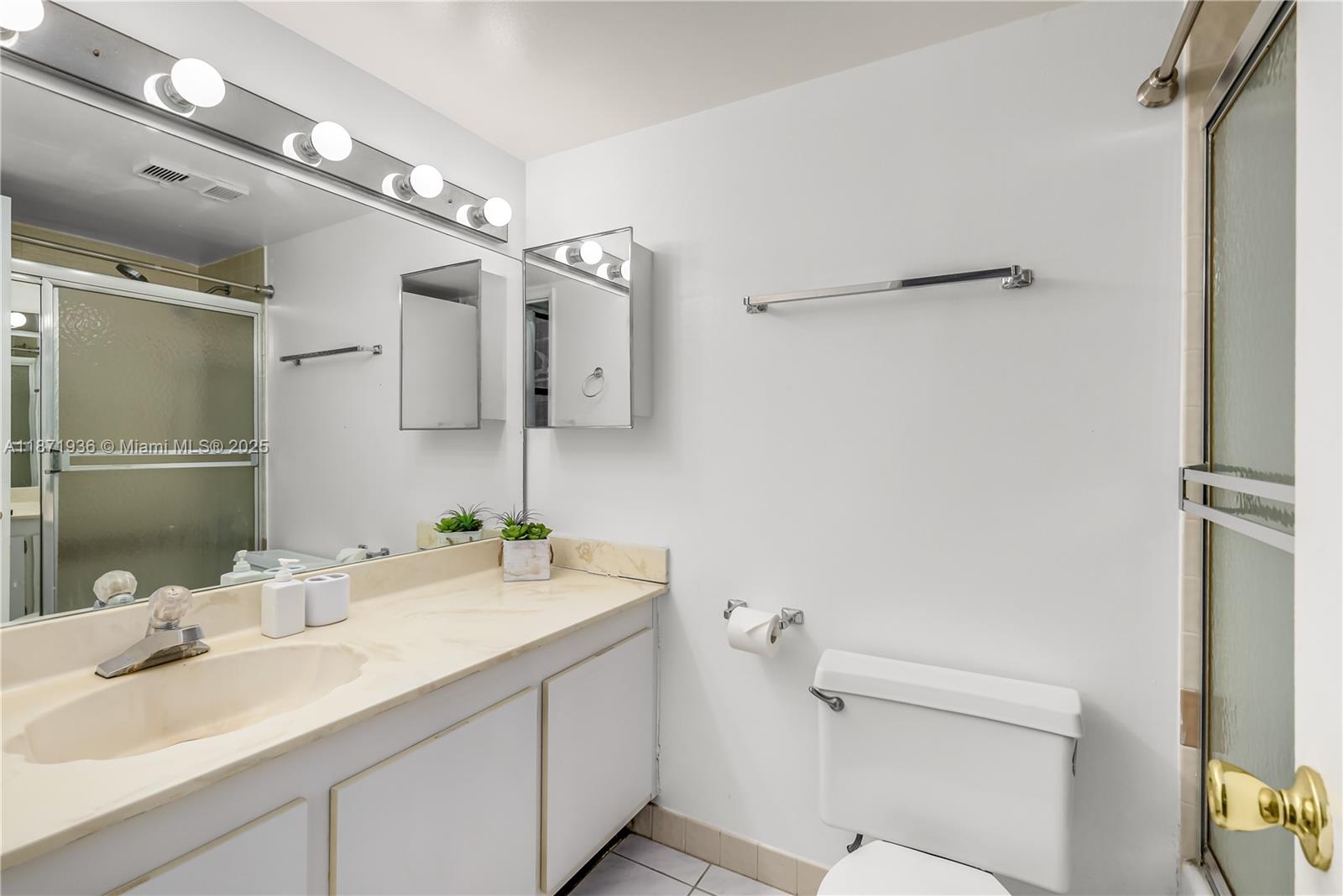 Photo of 18181 31st Ct  #304, Aventura, Florida, 33160 - 