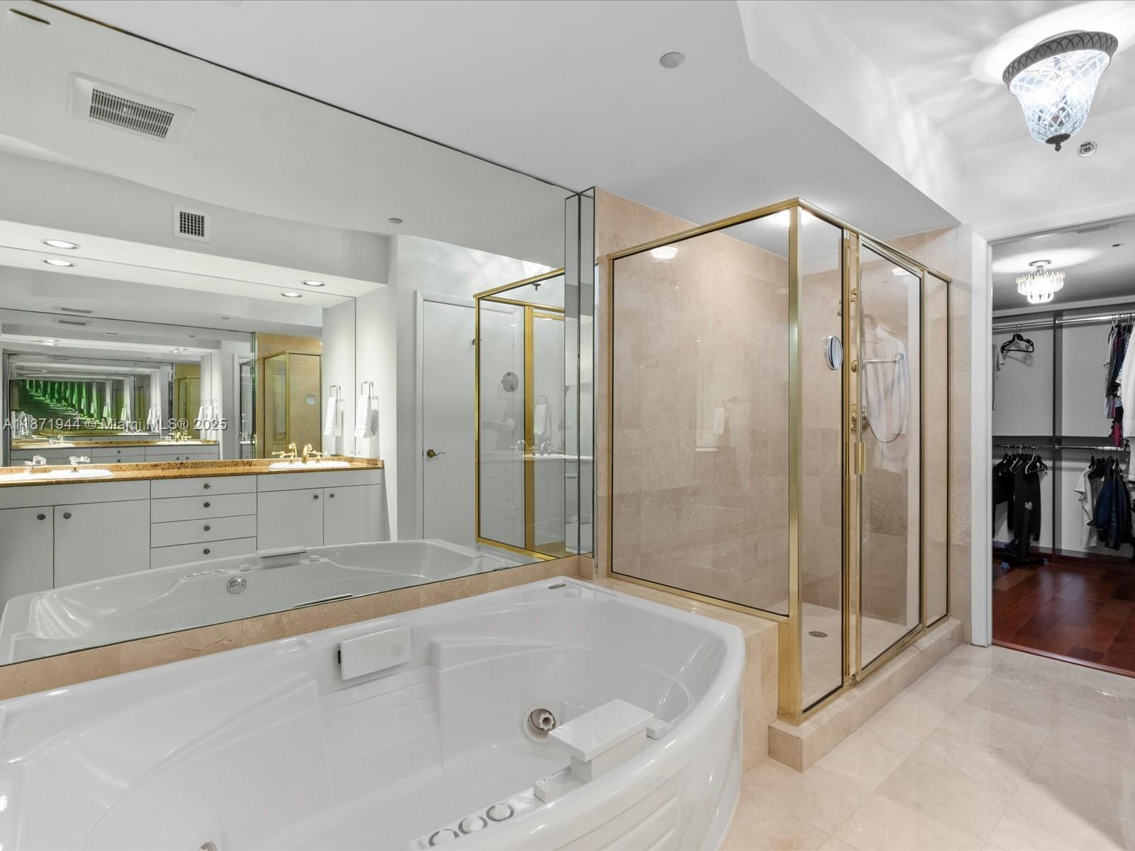 Photo of 19111 Collins Ave  #1406, Sunny Isles Beach, Florida, 33160 - Master bathroom