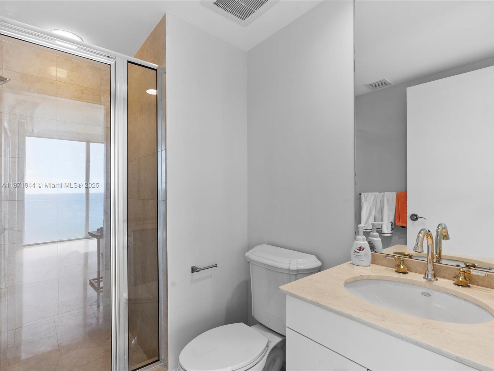 Photo of 19111 Collins Ave  #1406, Sunny Isles Beach, Florida, 33160 - Den Bathroom