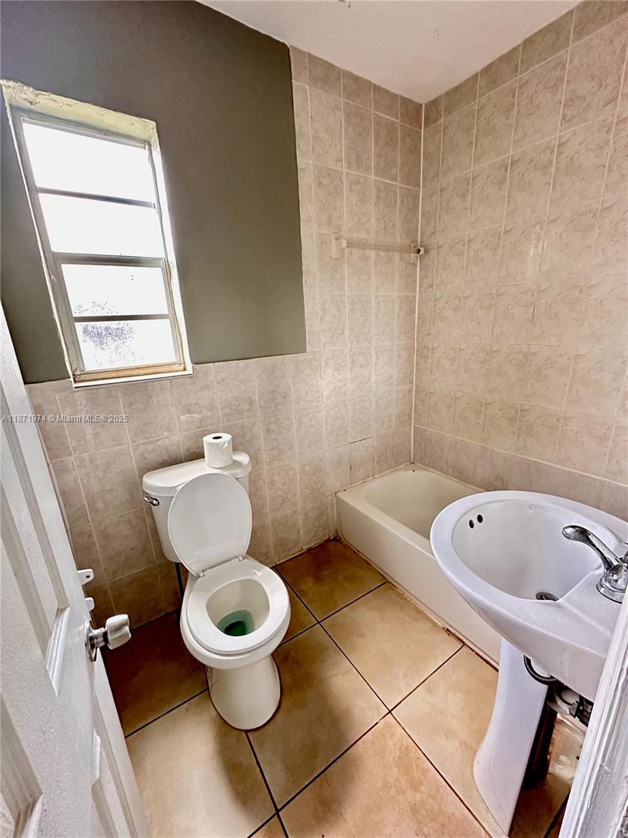 See details / 1254 sq. ft. $ 2025-09-04 0 Photo