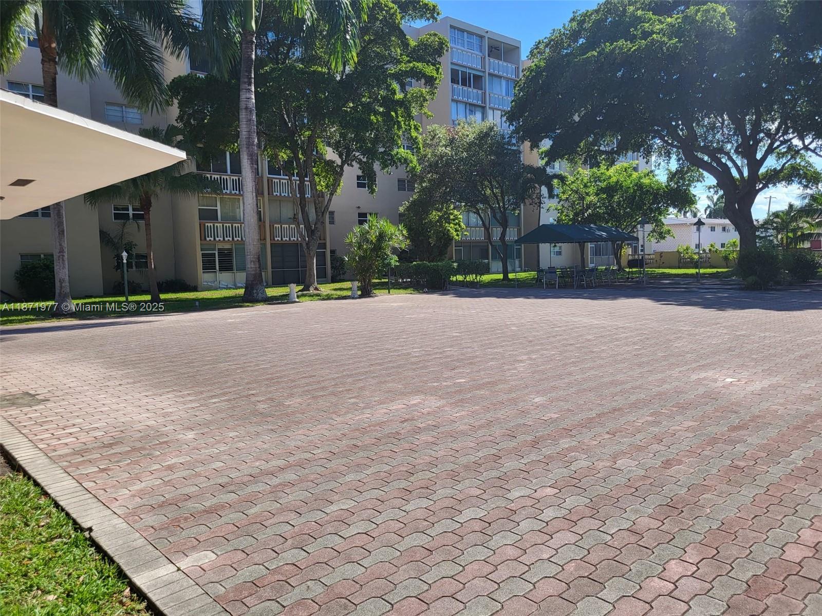 Photo of 900 12th Ave  #705, Hallandale Beach, Florida, 33009 - 