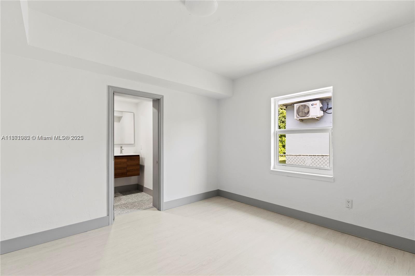 See details / 1772 sq. ft. $ 2025-09-04 0 Photo
