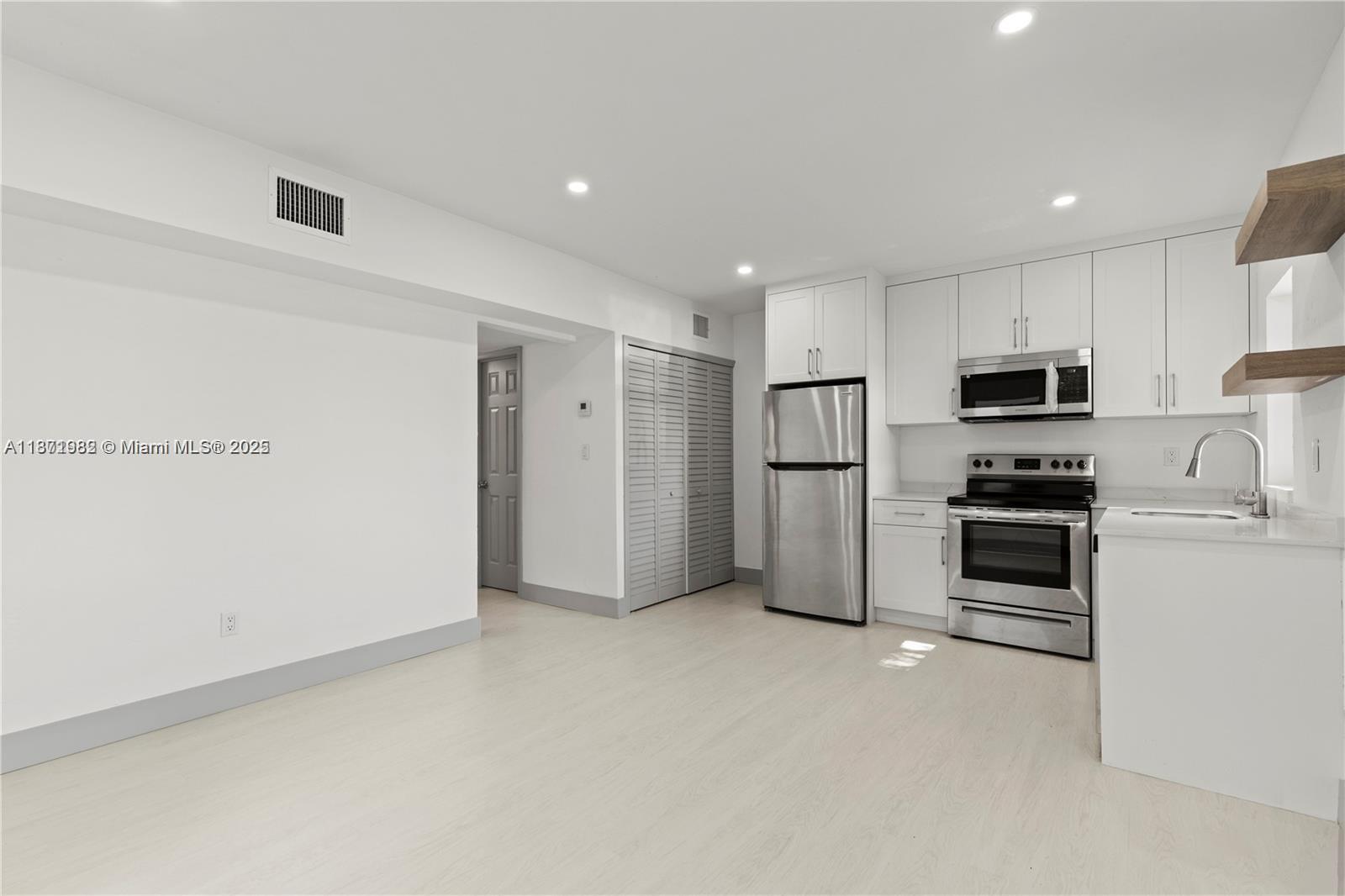 See details / 1772 sq. ft. $ 2025-09-04 0 Photo