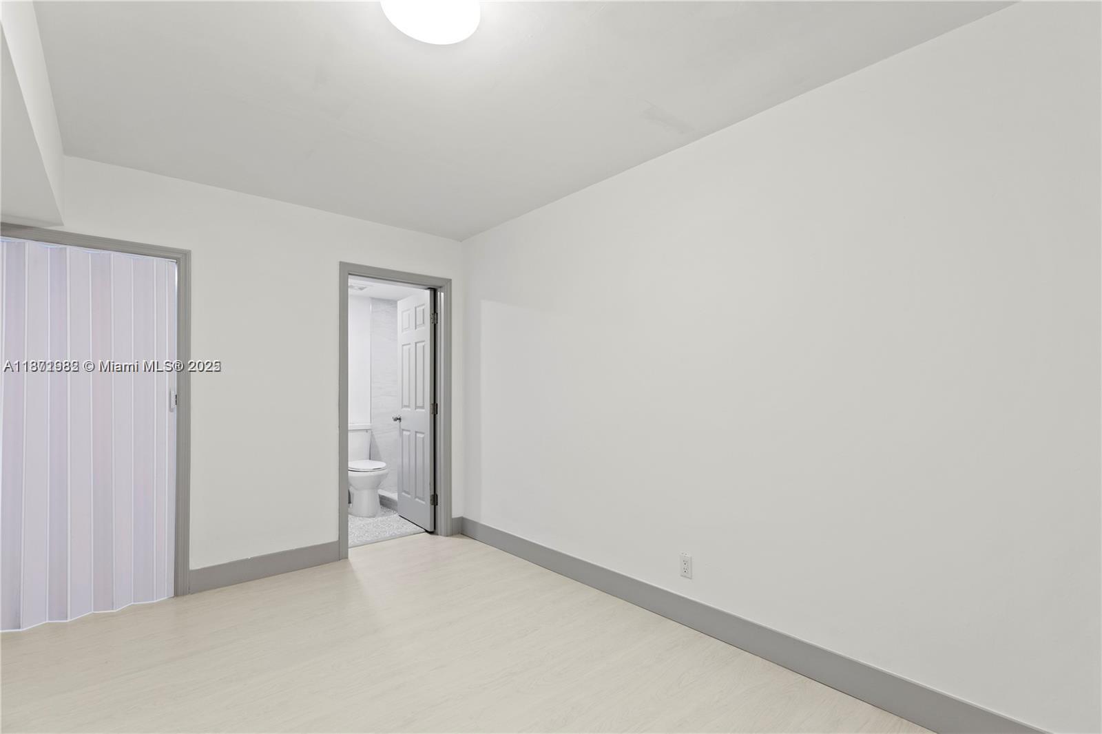See details / 1772 sq. ft. $ 2025-09-04 0 Photo
