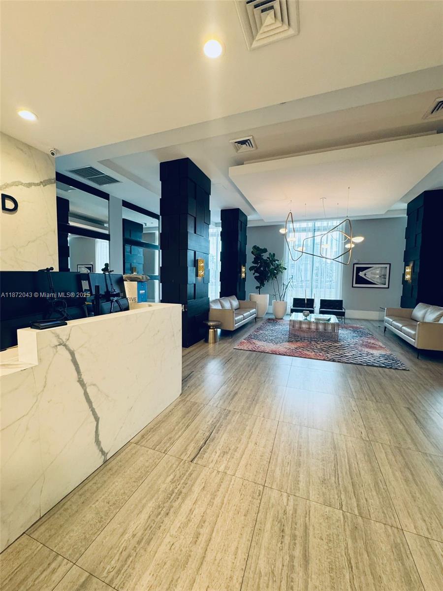 Photo of 140 Dixie Hwy  #513, Hollywood, Florida, 33020 - 