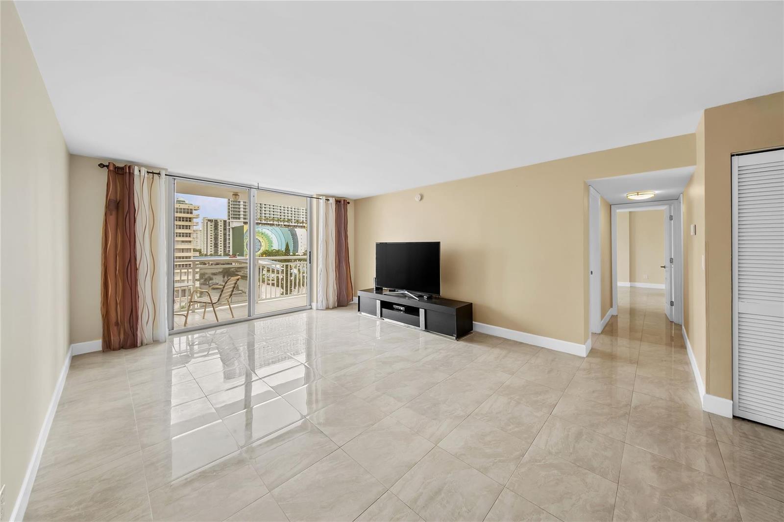 Photo of 1849 Ocean #711, Hallandale Beach, Florida, 33009 - Photo 5