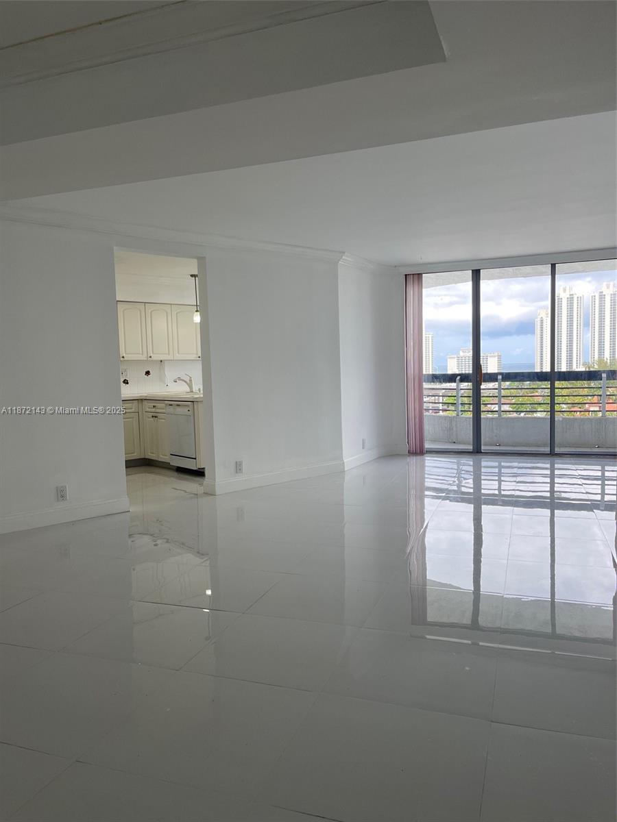 Photo of 19101 36th Ct  #1110, Aventura, Florida, 33180 - 