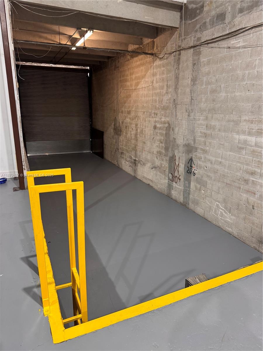 See details / sq. ft. $ 2025-09-04 0 Photo